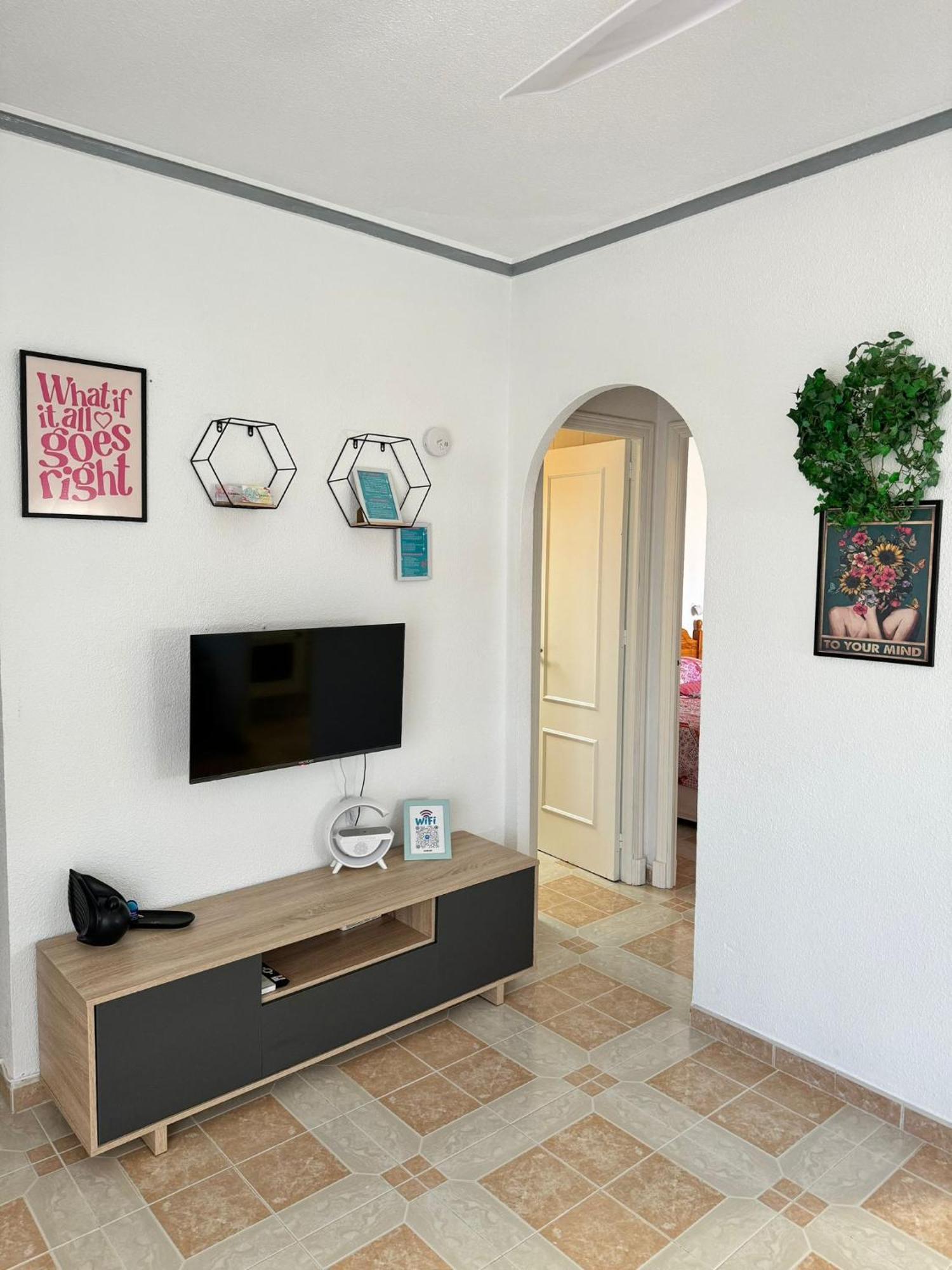 Carmina Apartment, Disfruta Del Sol Y Del Relax! Torrevieja Eksteriør billede